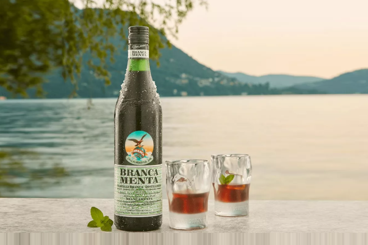 imagen de fernet branca menta botella